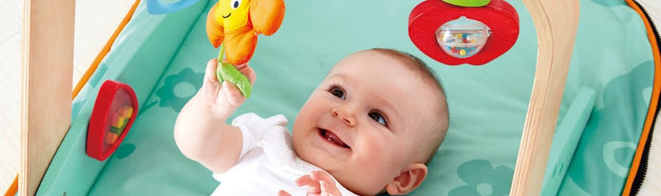 Pokloni za bebe – Kako odabrati savršen poklon za novorođenče?